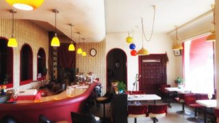 喫茶カヌー店内