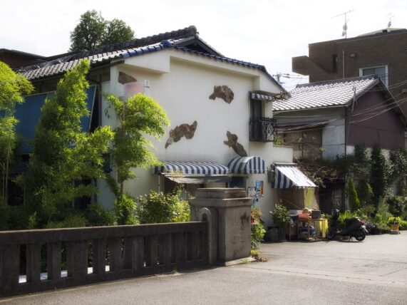 京都荒神橋・リバーバンク・外観