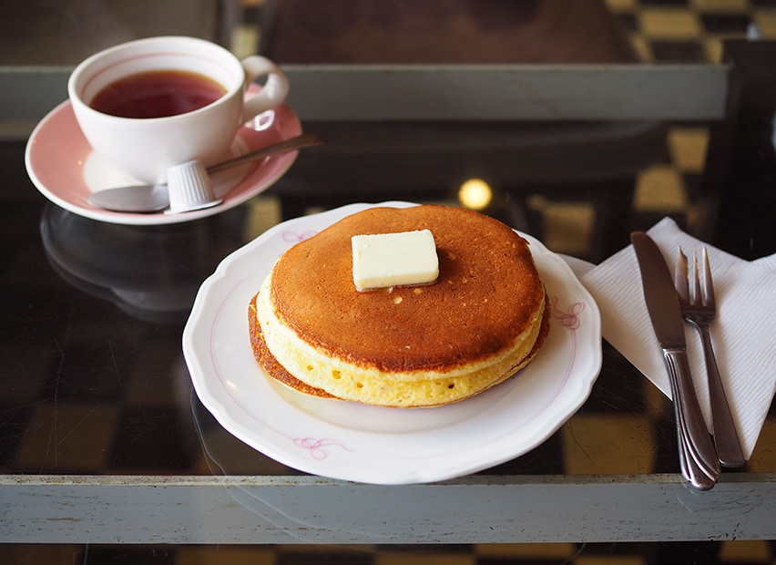 食事と喫茶寿・ホットケーキと紅茶