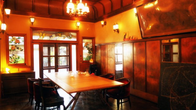 京都 きんせ旅館 花街の元揚屋カフェはステンドグラスの楽園 喫茶のすたるじあ