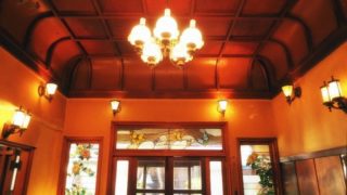 きんせ旅館カフェ店内