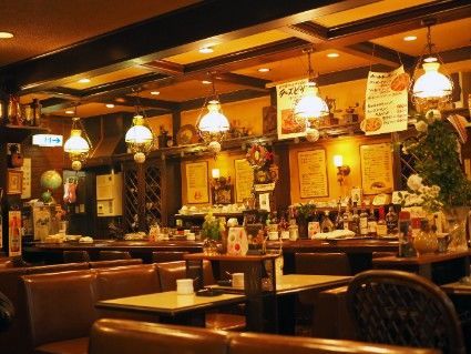 小倉・カフェ・ド・ファンファン_内装