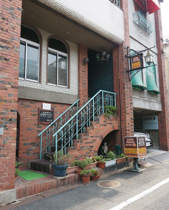 倉敷市の純喫茶・西洋乞食の外観
