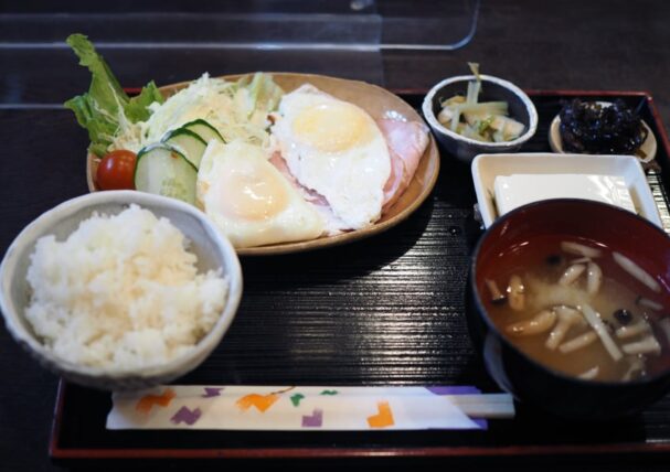 喫茶セブン・ハムエッグ定食