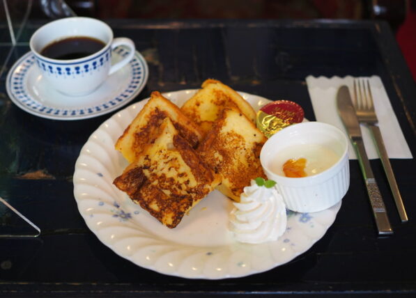 喫茶水鯨・フレンチトーストモーニング