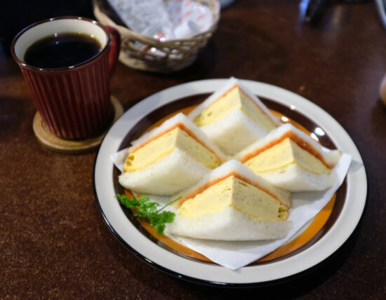 喫茶水鯨・たまごサンドモーニング